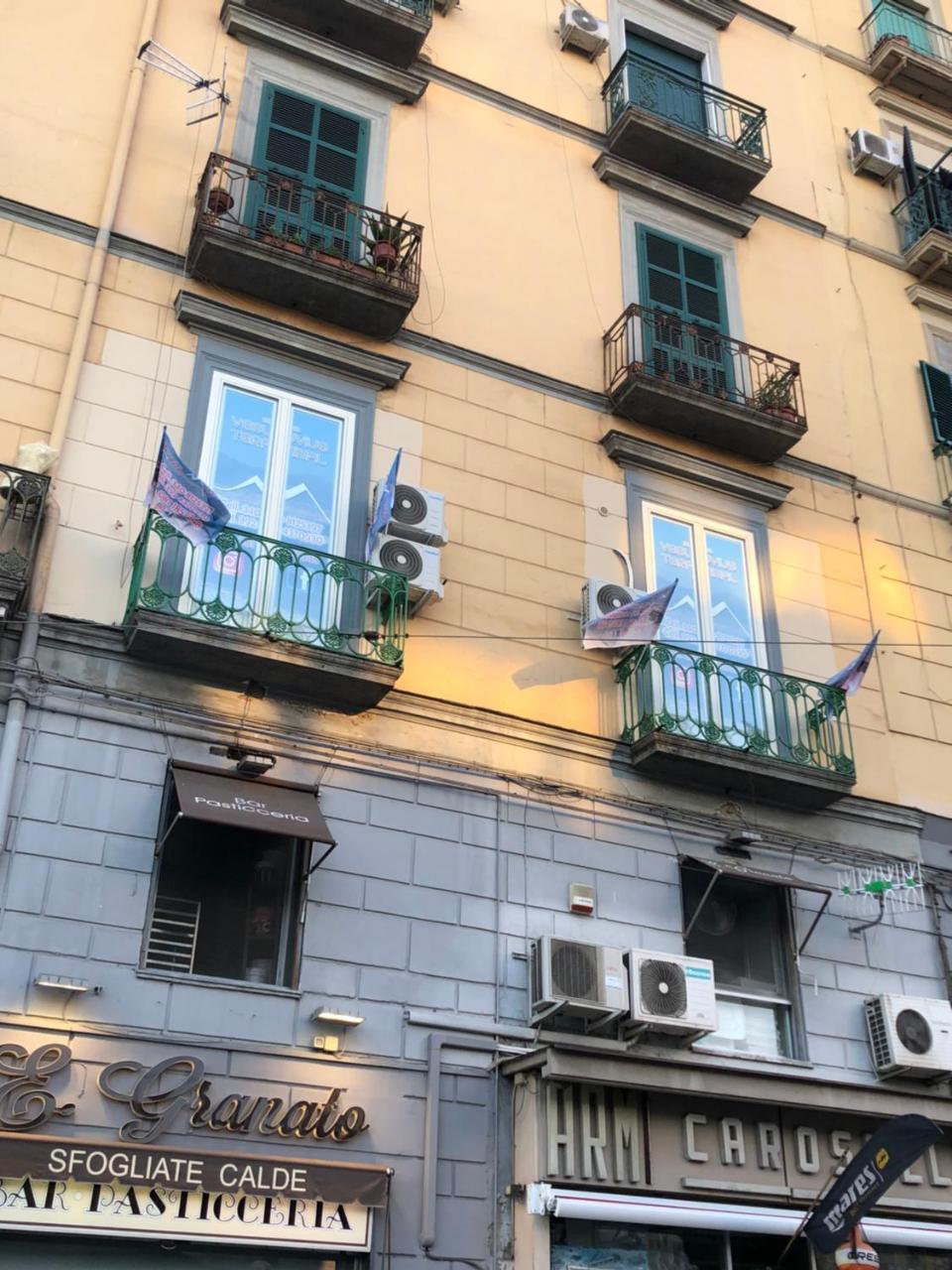 Vesuvius Terminal Bed & Breakfast Naples Luaran gambar